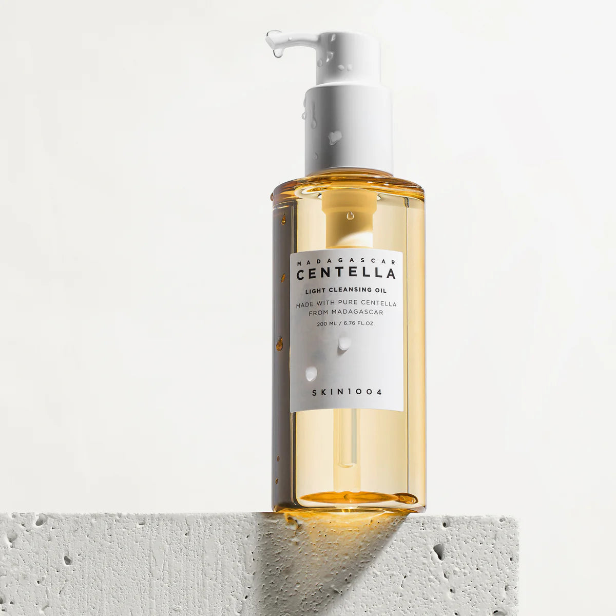 SKIN1004 - Madagascar Centella Light Cleansing Oil